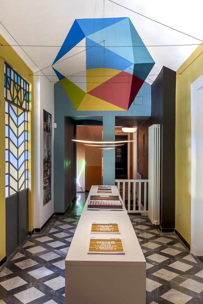 interno sede toirno di sikkens con opera di truly design